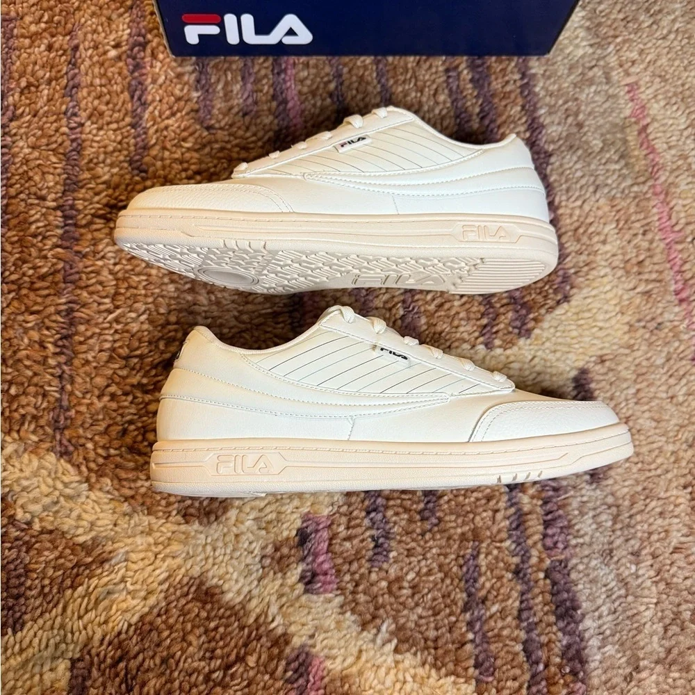 FILA Tennis 88 Sneakers